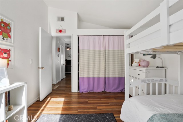 Detail Gallery Image 19 of 25 For 27819 Sumner, Saugus,  CA 91350 - 3 Beds | 2 Baths