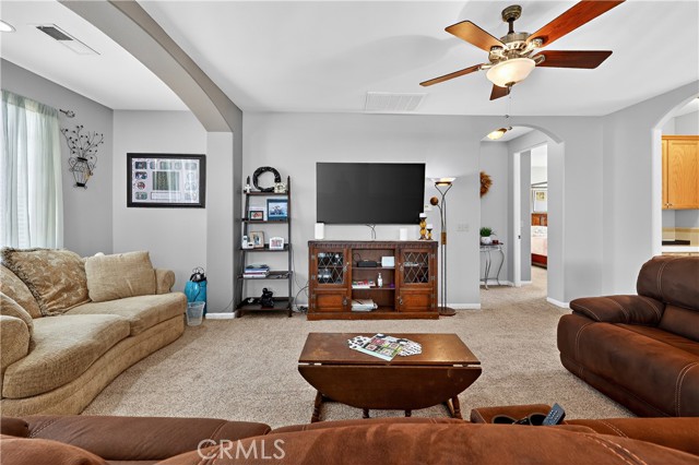 Detail Gallery Image 34 of 72 For 8815 Laguna, Chowchilla,  CA 93610 - 5 Beds | 4/1 Baths