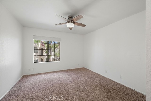 Detail Gallery Image 18 of 38 For 2554 Olive Dr #66,  Palmdale,  CA 93550 - 2 Beds | 2 Baths