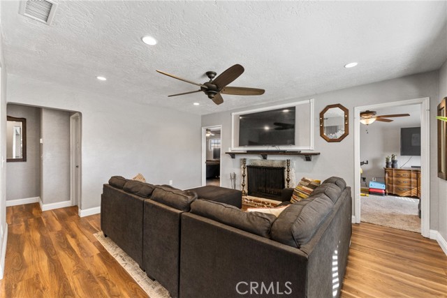 Image 4 of 43 For 5361 Cedar  