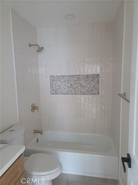 Detail Gallery Image 5 of 8 For 9613 Wilmington Ave, Los Angeles,  CA 90002 - 2 Beds | 1 Baths