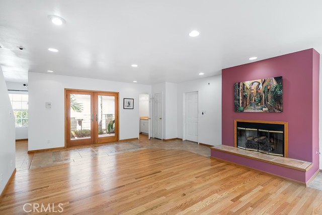 870 Rosecrans Avenue, Manhattan Beach, California 90266, 3 Bedrooms Bedrooms, ,2 BathroomsBathrooms,Residential,Sold,Rosecrans,SB21187159