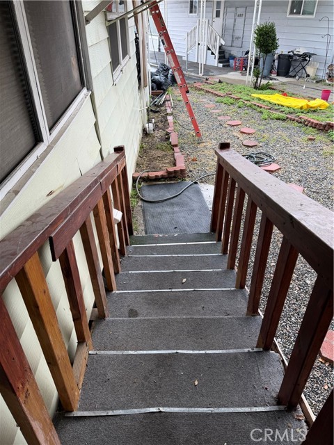 Detail Gallery Image 16 of 22 For 301 E Foothill #6,  Pomona,  CA 91767 - 2 Beds | 1 Baths