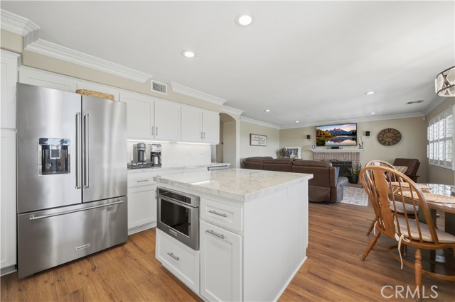 Detail Gallery Image 14 of 51 For 32203 Corte Carmela, Temecula,  CA 92592 - 5 Beds | 3 Baths