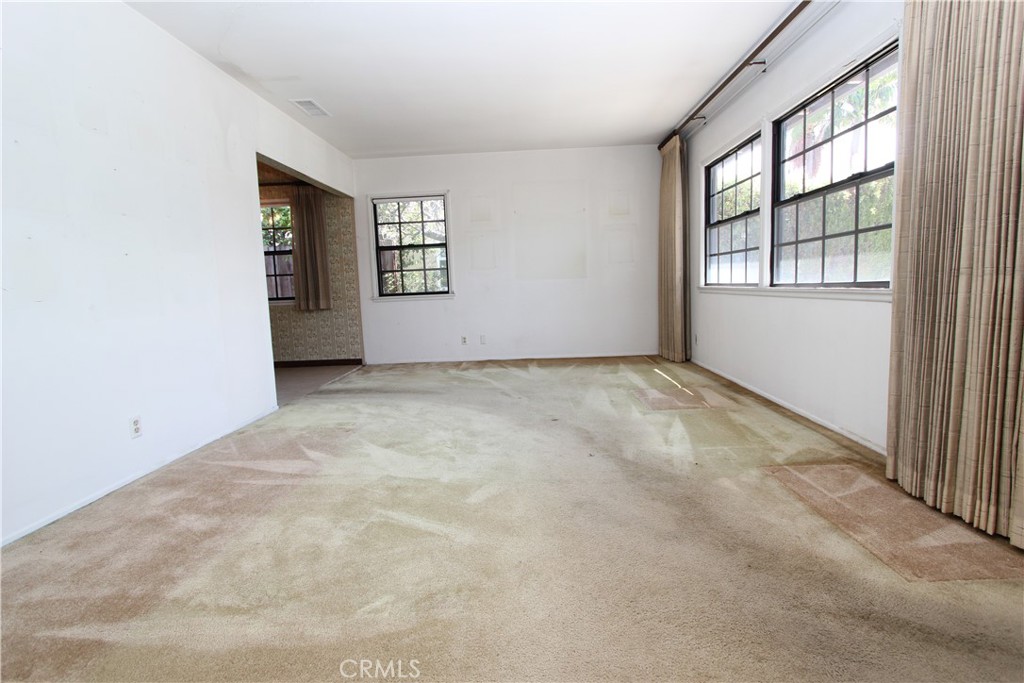 MLS #DW25214260 image #8