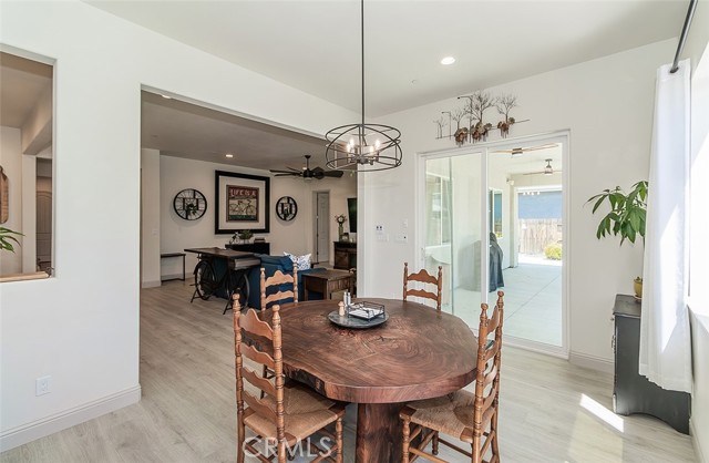Detail Gallery Image 15 of 53 For 1523 N Ryan Ave, Clovis,  CA 93619 - 5 Beds | 4 Baths