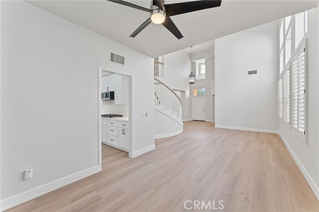 23 Belfort, Newport Coast CA: https://media.crmls.org/medias/3c874e21-0541-4196-b4df-84f76d9dac53.jpg