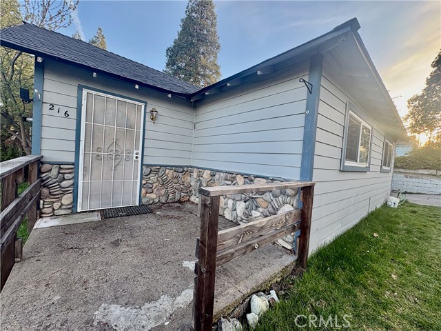 Detail Gallery Image 15 of 15 For 216 College Ave, Weed,  CA 96094 - 2 Beds | 1 Baths