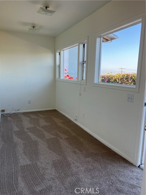 bonus room - office /playroom with a view