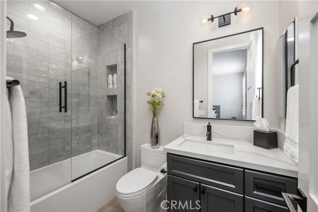 8126 Santaluz Village N, San Diego CA: https://media.crmls.org/medias/3c88178f-ef7e-4ad7-ad49-018f7c0c0048.jpg