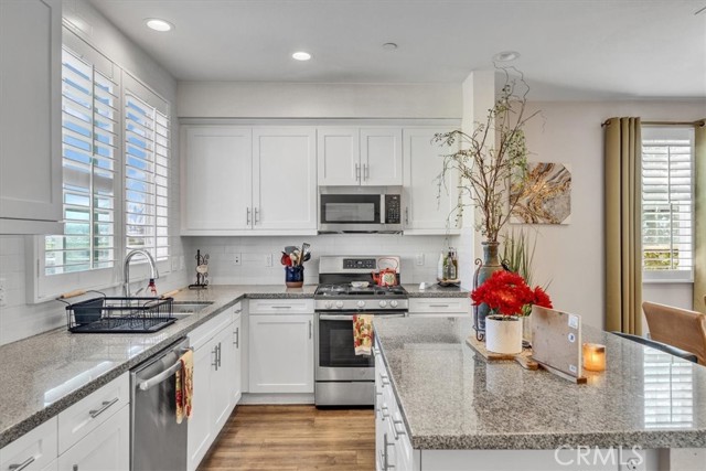 Detail Gallery Image 16 of 36 For 1038 Savi Dr #101,  Corona,  CA 92878 - 3 Beds | 2/2 Baths