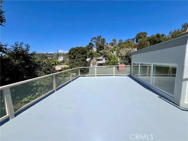 Detail Gallery Image 21 of 34 For 548 Agate St, Laguna Beach,  CA 92651 - 2 Beds | 3 Baths