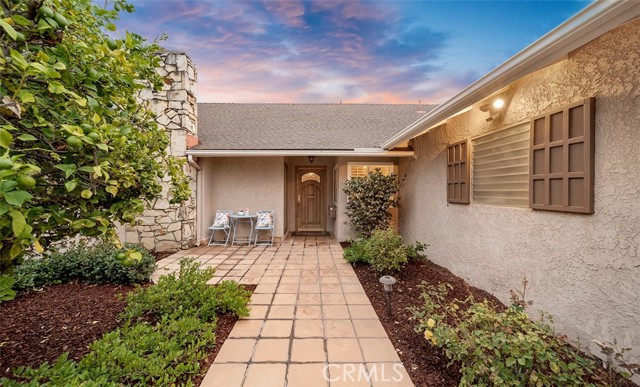 Detail Gallery Image 6 of 50 For 224 W Crystal View Ave, Orange,  CA 92865 - 4 Beds | 2 Baths