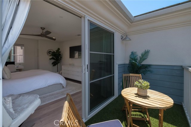 530 Francisca Avenue, Redondo Beach, California 90277, 4 Bedrooms Bedrooms, ,4 BathroomsBathrooms,Residential,For Sale,Francisca,SB25033135