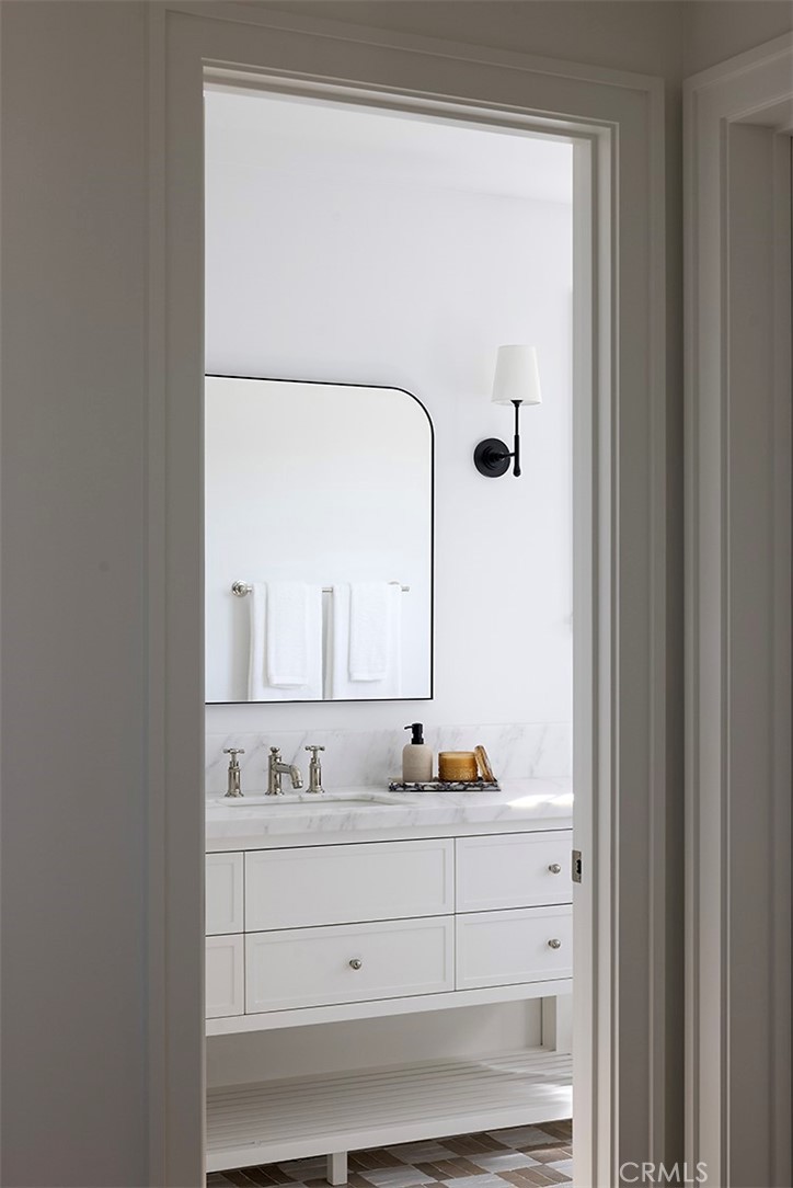 MLS #OC25007520 img 19