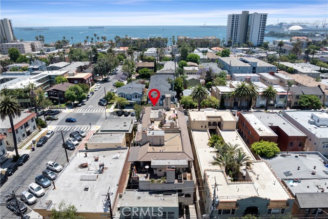 1425 E 2nd Street, Long Beach CA: https://media.crmls.org/medias/3c8ad285-7c53-4005-a2f5-f68804a8483e.jpg