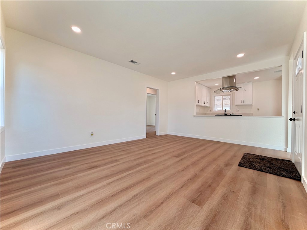 MLS #CV26034080 image #1