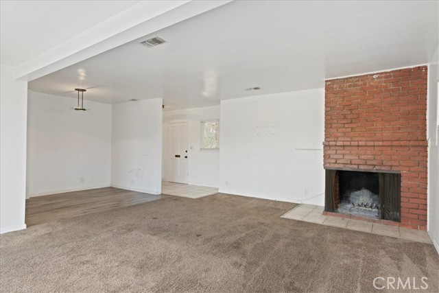 9709 Cabanas Avenue, Tujunga CA: https://media.crmls.org/medias/3c8b8598-ae47-4c10-8a42-3648c2d7ce30.jpg