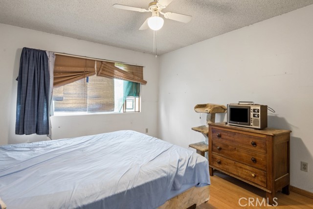 Detail Gallery Image 16 of 26 For 521 Bond, Redlands,  CA 92373 - 4 Beds | 2 Baths