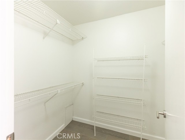 Detail Gallery Image 12 of 21 For 2110 S Bentley #204,  Los Angeles,  CA 90025 - 2 Beds | 2 Baths