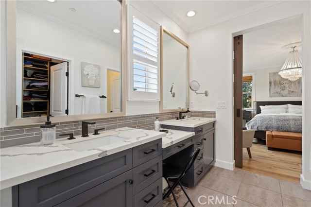 61 Fuchsia, Lake Forest CA: https://media.crmls.org/medias/3c8d6602-d26a-415e-b864-0d449b57bed6.jpg