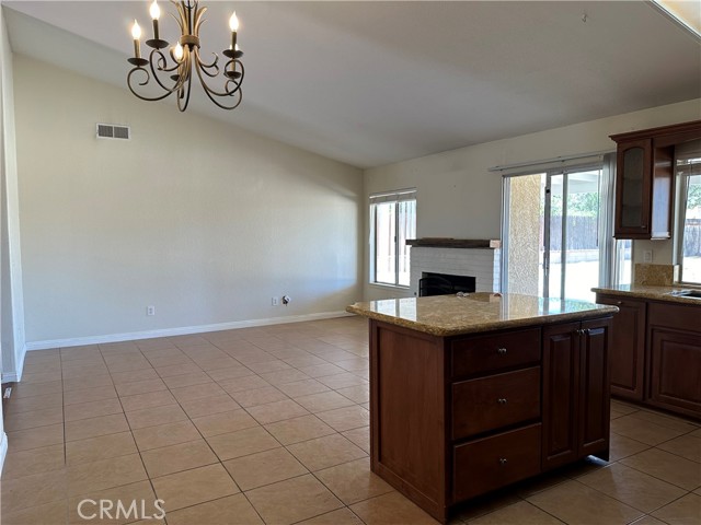 Detail Gallery Image 7 of 15 For 11526 Low Chaparral Dr, Victorville,  CA 92392 - 3 Beds | 2 Baths