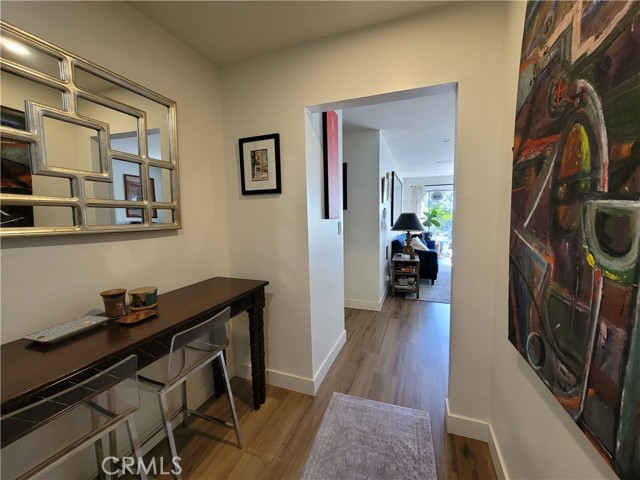 Detail Gallery Image 13 of 21 For 200 Mcneil Ln #210,  Newport Beach,  CA 92663 - 2 Beds | 2 Baths