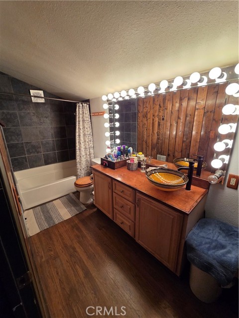 Detail Gallery Image 21 of 32 For 23553 Lake Dr, Crestline,  CA 92325 - 2 Beds | 2 Baths