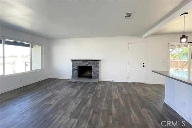 Detail Gallery Image 5 of 30 For 40294 Fieldspring St, Palmdale,  CA 93591 - 4 Beds | 2 Baths