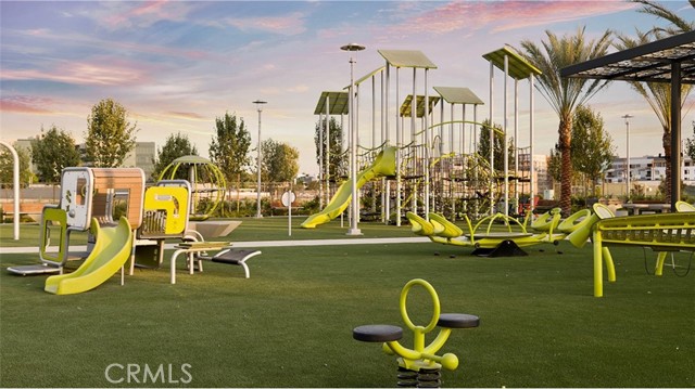 1720 E Park Street, Anaheim CA: https://media.crmls.org/medias/3c8f070b-3bbc-487b-98c0-05e17072e7d7.jpg