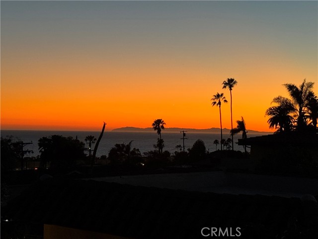 202 Cerrito Cielo, San Clemente CA: https://media.crmls.org/medias/3c8f692d-a33b-4959-b85b-aa4eca9b3b9c.jpg