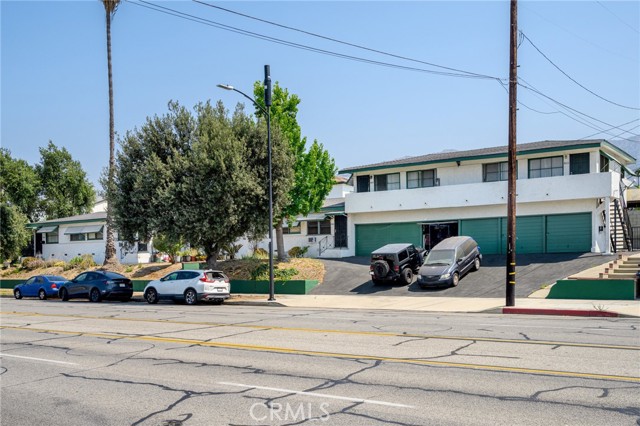Detail Gallery Image 3 of 10 For 812 N Glenoaks Bld, Burbank,  CA 91502 - – Beds | – Baths