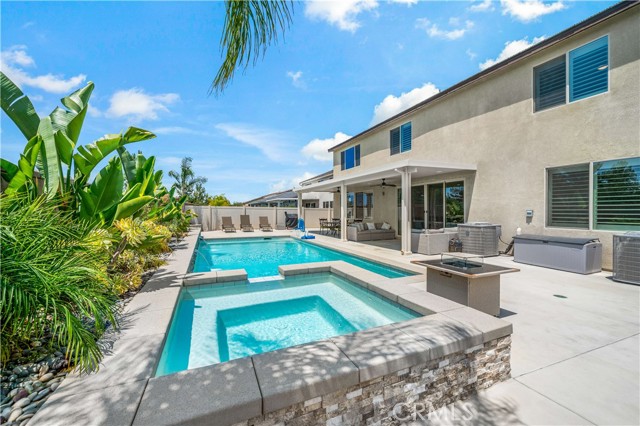 Detail Gallery Image 1 of 72 For 34171 Willow Stone St, Murrieta,  CA 92563 - 5 Beds | 3 Baths