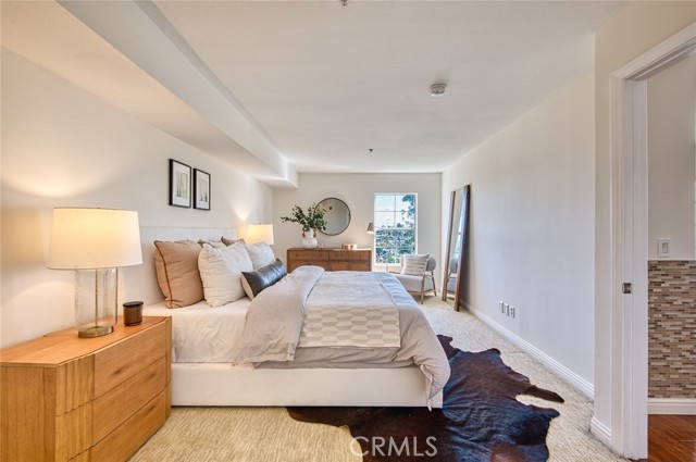 Detail Gallery Image 20 of 44 For 4755 Templeton St #2117,  Los Angeles,  CA 90032 - 2 Beds | 2 Baths