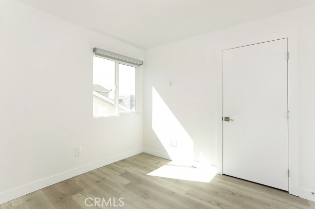 https://media.crmls.org/medias/3c92e9cb-db0e-4edc-909f-763333fc5340.jpg?preset=X-Large