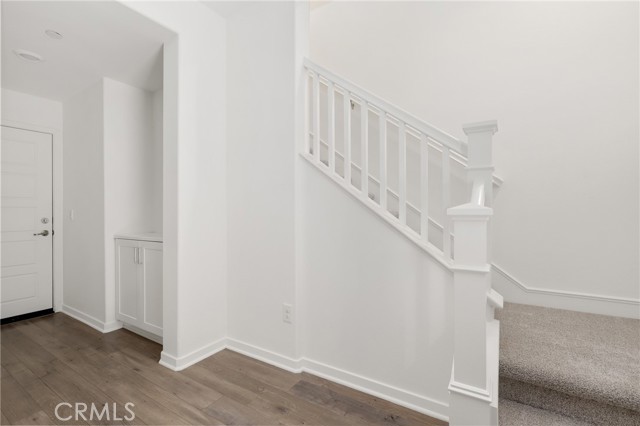 175 Cadence, Irvine CA: https://media.crmls.org/medias/3c92fcd3-3cfc-4d60-9e87-7a8b4f71f33e.jpg