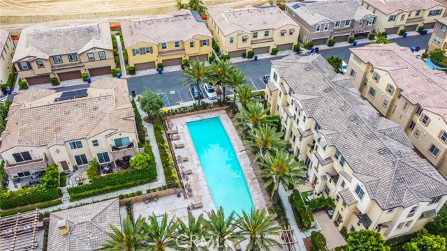 5485 San Roberto, San Diego CA: https://media.crmls.org/medias/3c93386f-337a-4360-949e-b16c298c9d26.jpg