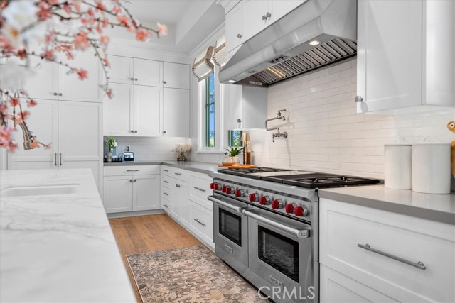 Image 8 of 62 For 910 28th Street