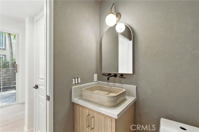 Detail Gallery Image 6 of 25 For 173 Parkside Dr, Simi Valley,  CA 93065 - 4 Beds | 2/1 Baths