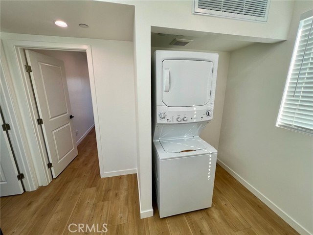 Detail Gallery Image 25 of 45 For 654 Penrith, Los Angeles,  CA 90023 - 6 Beds | 5 Baths