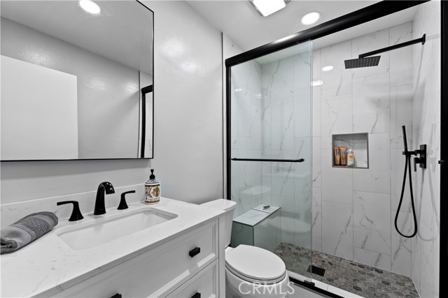 Detail Gallery Image 17 of 36 For 1132 S Dover Cir C65n,  Anaheim,  CA 92805 - 3 Beds | 2 Baths