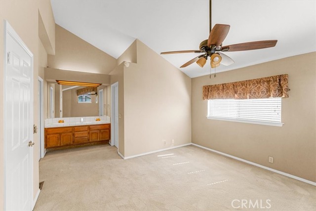 Primary bath with duel sinks