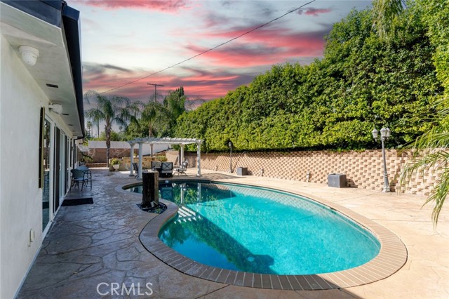 Detail Gallery Image 69 of 75 For 17043 Gunther St, Granada Hills,  CA 91344 - 4 Beds | 4 Baths