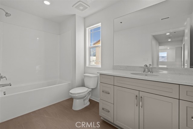 Detail Gallery Image 5 of 16 For 12793 Fuji Cir, Corona,  CA 92883 - 4 Beds | 3 Baths