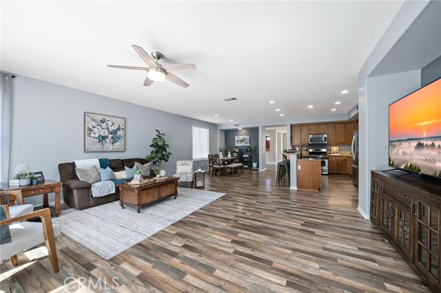 36060 Lipizzan Lane, Wildomar CA: https://media.crmls.org/medias/3c98bd06-f289-47f1-9a19-36fc5403b04c.jpg