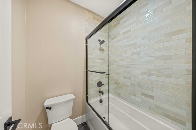 Detail Gallery Image 39 of 50 For 22037 Fig Tree Ln, Chatsworth,  CA 91311 - 5 Beds | 4/1 Baths