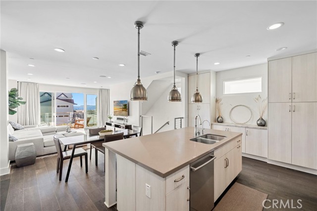 Detail Gallery Image 20 of 43 For 5512 Seashore, Newport Beach,  CA 92663 - 3 Beds | 3 Baths