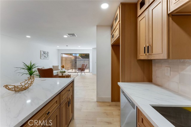 Detail Gallery Image 16 of 36 For 23521 Los Adornos, Aliso Viejo,  CA 92656 - 3 Beds | 2/1 Baths