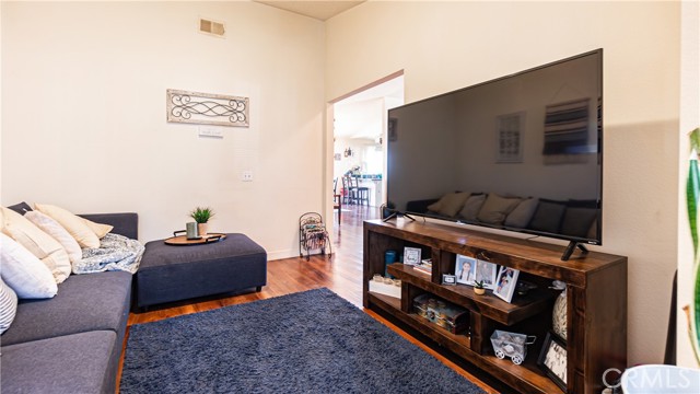 Detail Gallery Image 11 of 38 For 5731 N G St, San Bernardino,  CA 92407 - 3 Beds | 2 Baths