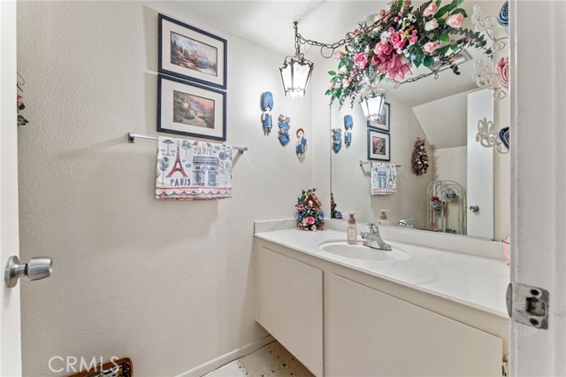 Detail Gallery Image 7 of 28 For 694 Rosewood Ln, San Dimas,  CA 91773 - 3 Beds | 2/1 Baths